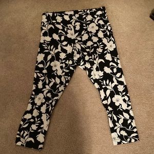 Time and tru leggings